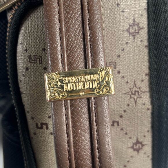 Sprayground Shark Backpack - Picture 9 of 9